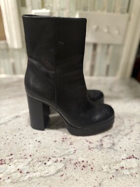 Zara Black Platform Leather Block Heel Ankle Boots